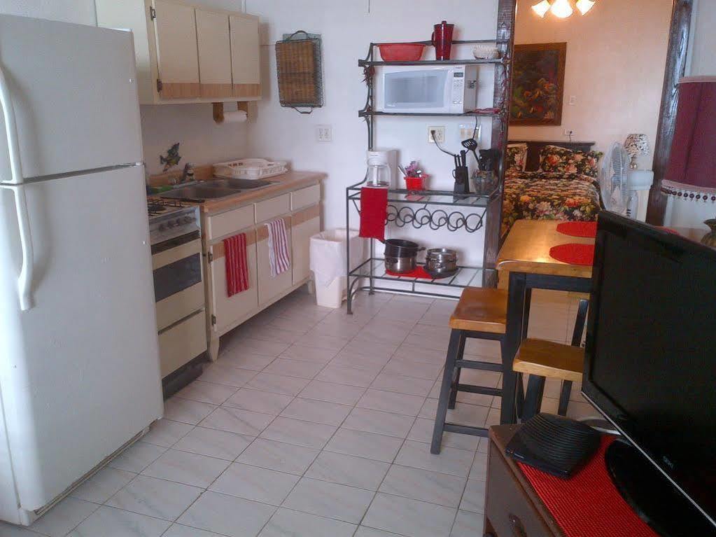 רינקון Coconut Palms Inn מראה חיצוני תמונה